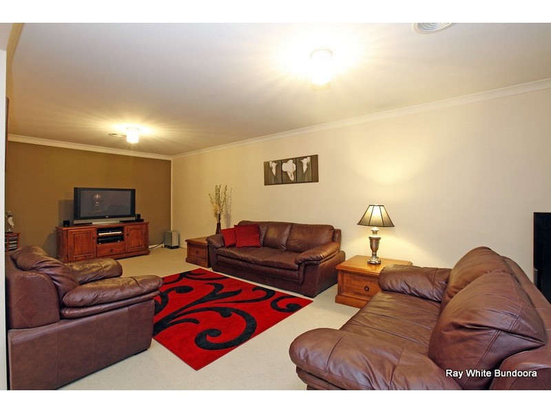 21 Fuschia Grove, South Morang VIC 3752