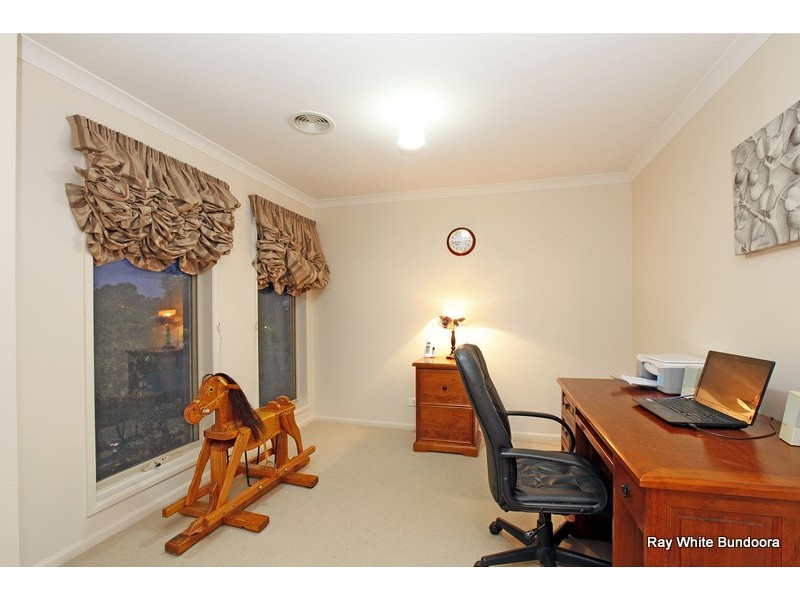 21 Fuschia Grove, South Morang VIC 3752