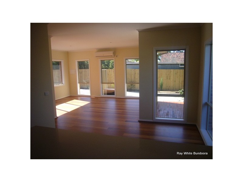 2/1 Doidge Street, Bundoora VIC 3083