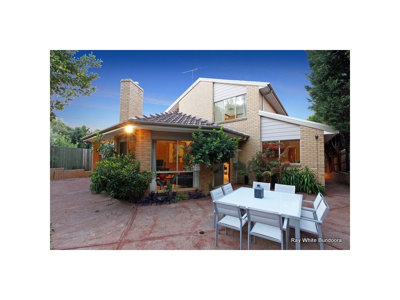25 Cambriam Court, Eltham North VIC 3095