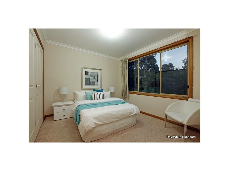 25 Cambriam Court, Eltham North VIC 3095