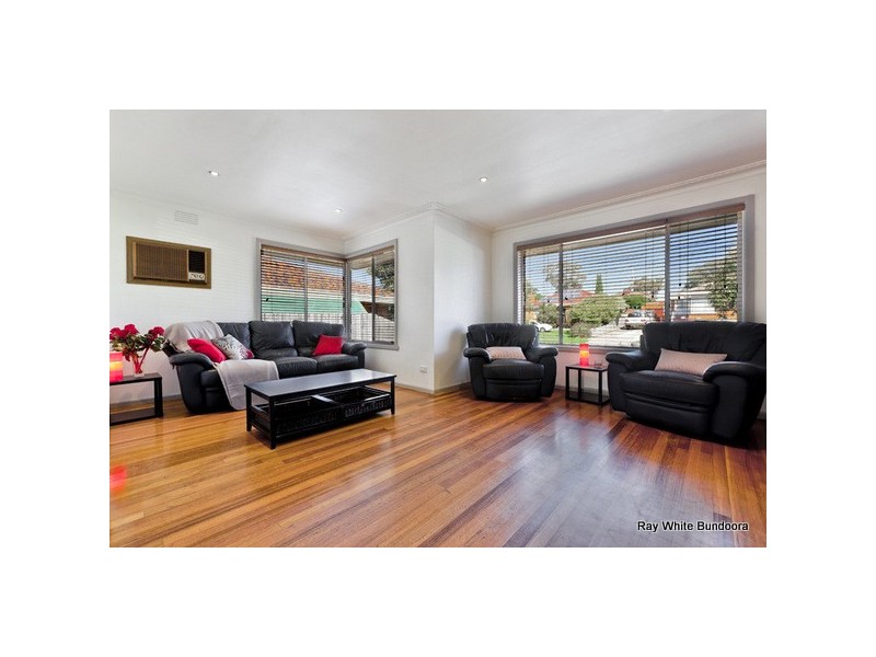 9 Darren Avenue, Bundoora VIC 3083