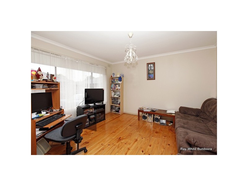 1/24 Jinghi Road, Reservoir VIC 3073