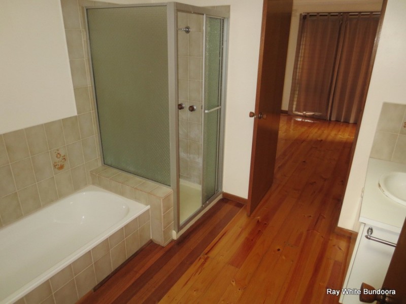 2/22-24 Greenhills Road, Bundoora VIC 3083