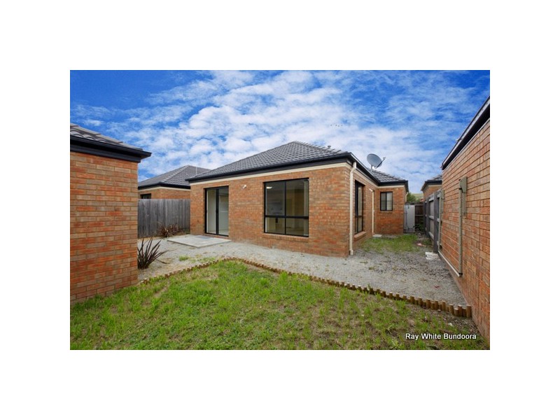 13 Vautier Place, South Morang VIC 3752