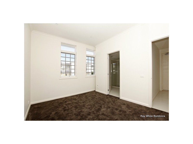 10/30 Linacre Drive, Bundoora VIC 3083
