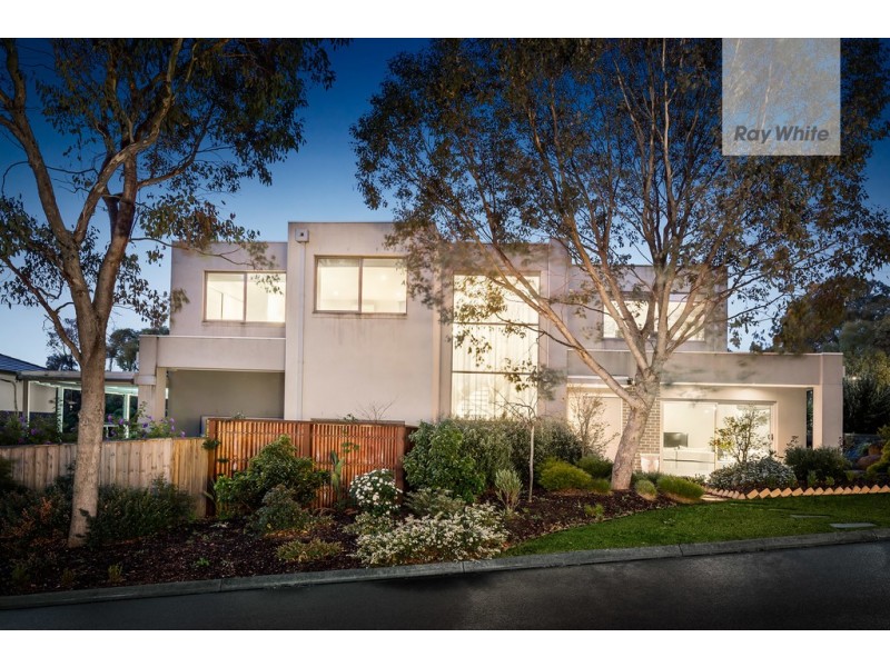 15 Gresswell Road, Macleod VIC 3085