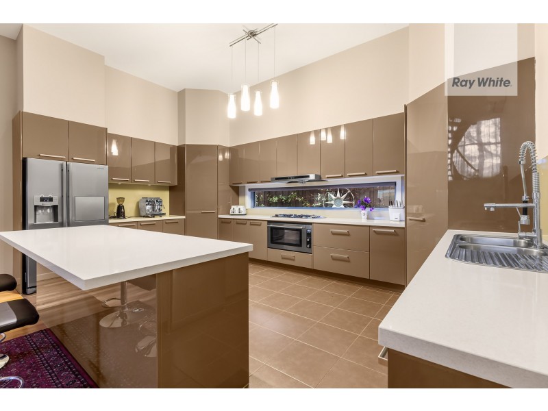 15 Gresswell Road, Macleod VIC 3085