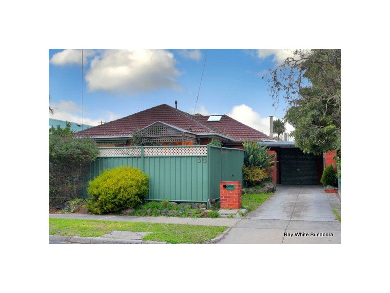 38 Luton Way, Bundoora VIC 3083