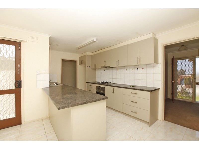 29 Sherwood Drive, Thomastown VIC 3074