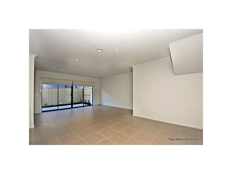 9 Pin Oak Mews, Epping VIC 3076