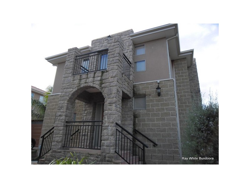1/19 Hughes Circuit, Bundoora VIC 3083