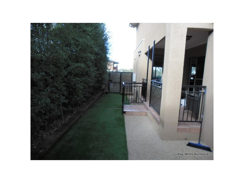 1/19 Hughes Circuit, Bundoora VIC 3083