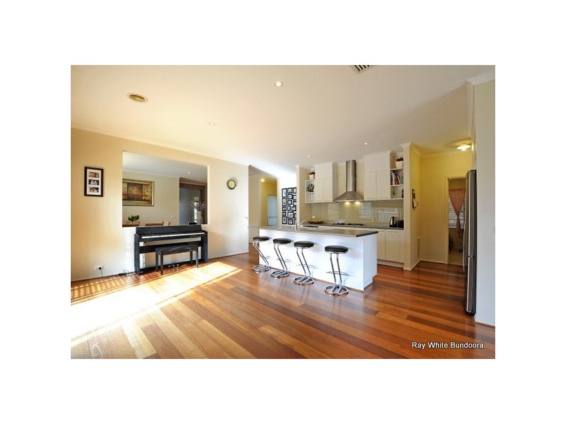 9 Saunders Crescent, Epping VIC 3076