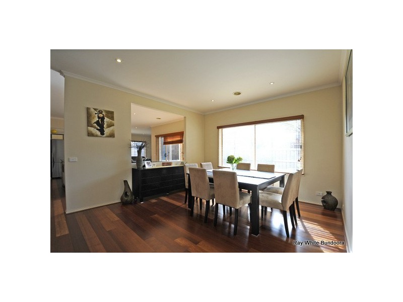 9 Saunders Crescent, Epping VIC 3076