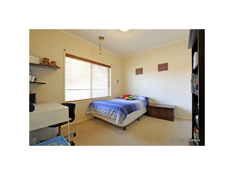 9 Saunders Crescent, Epping VIC 3076