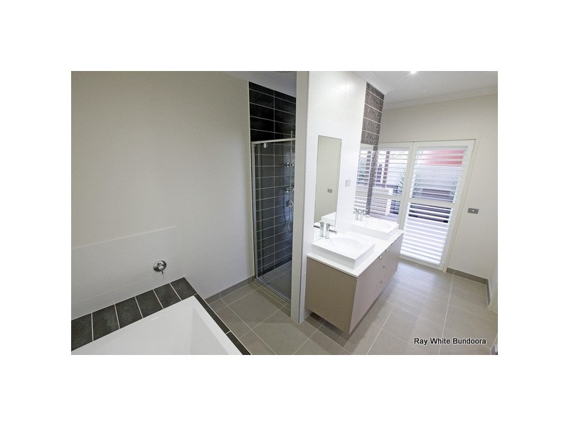 168 Hazel Glen Drive, Doreen VIC 3754