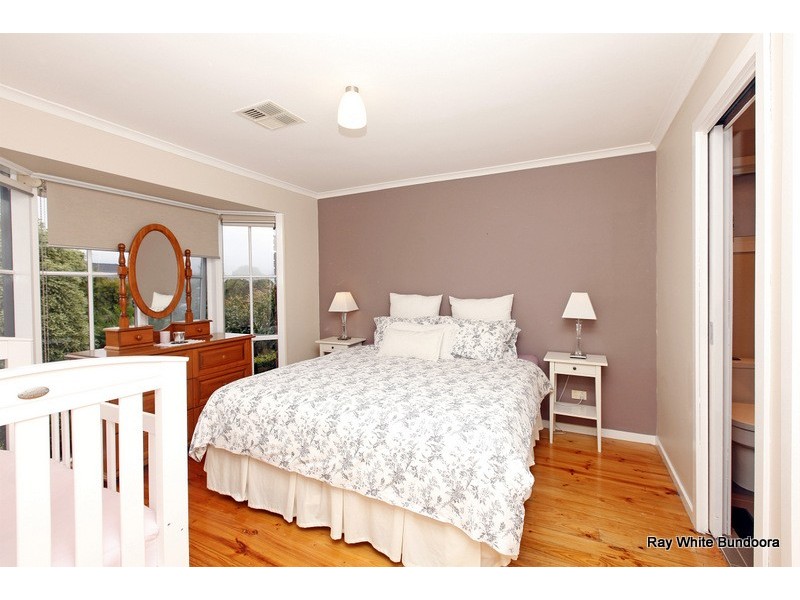36 Centenary Drive, Mill Park VIC 3082