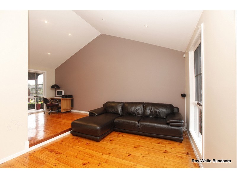 36 Centenary Drive, Mill Park VIC 3082