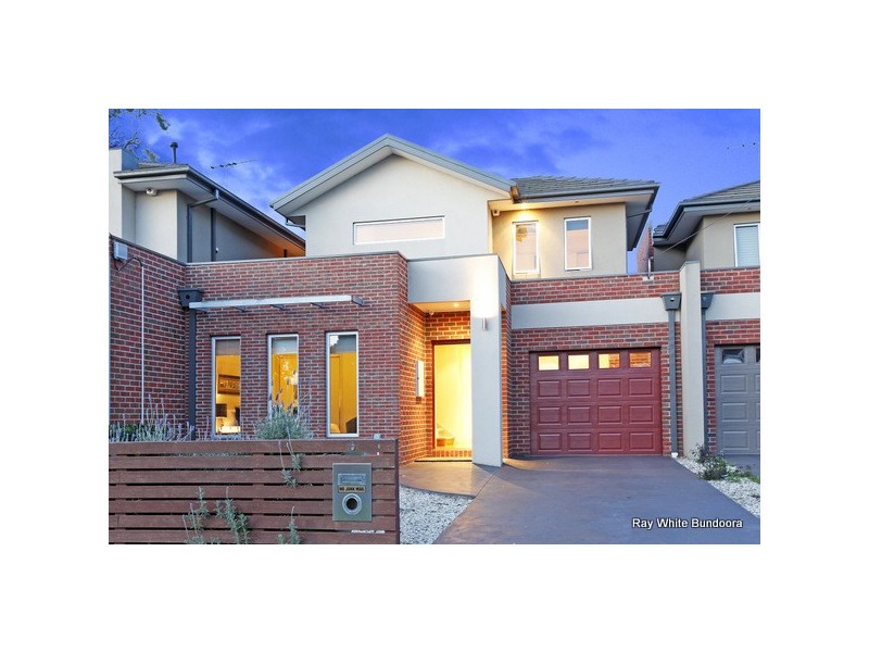 6 Curtain Street, Kingsbury VIC 3083