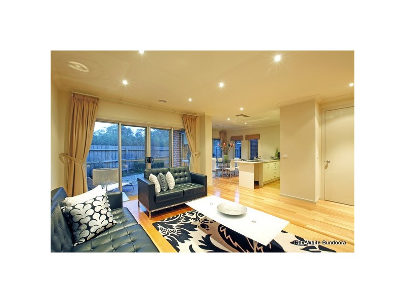 6 Curtain Street, Kingsbury VIC 3083