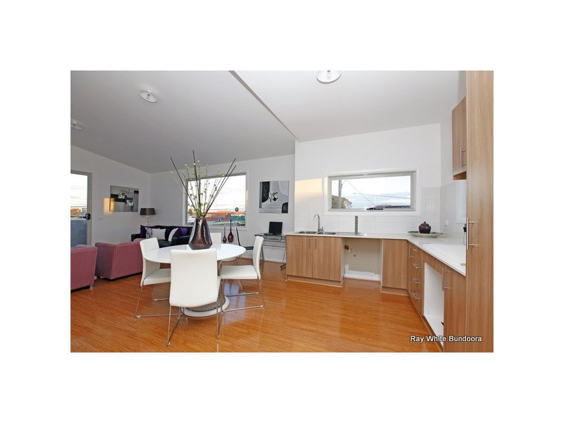 1/2 Glenroy Road, Glenroy VIC 3046