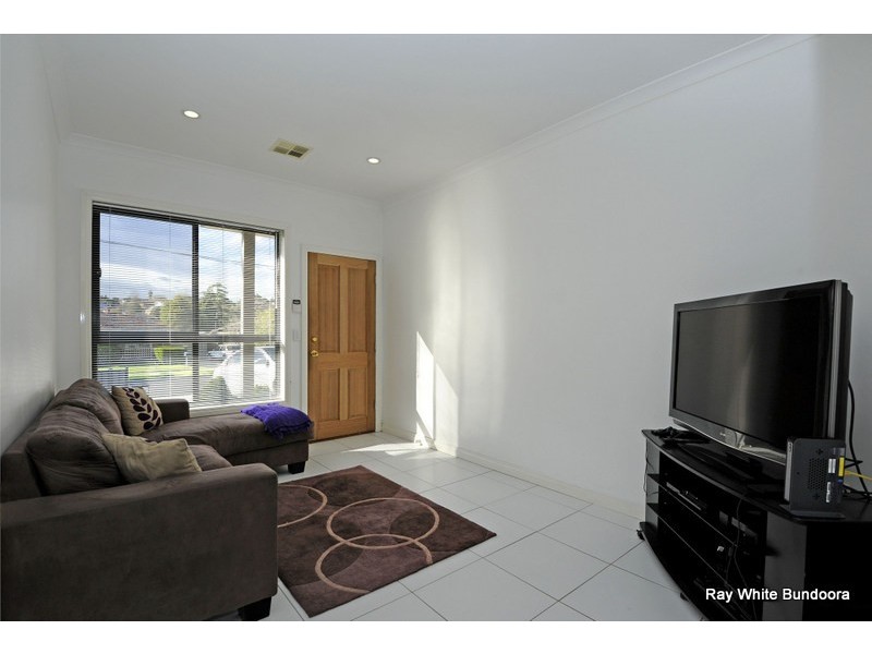 17 Glenn Crescent, Bundoora VIC 3083