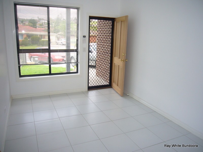 17 Glenn Crescent, Bundoora VIC 3083