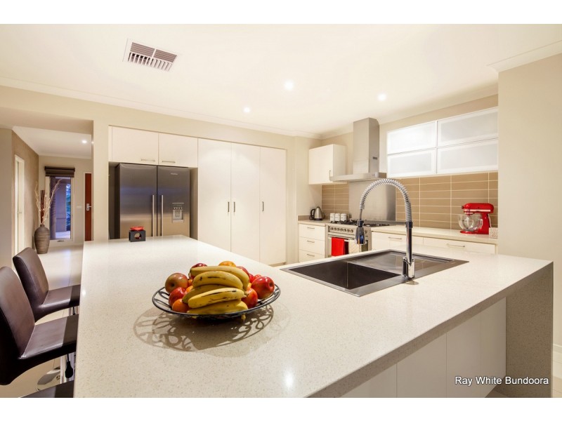 24 Vidler Avenue, Doreen VIC 3754