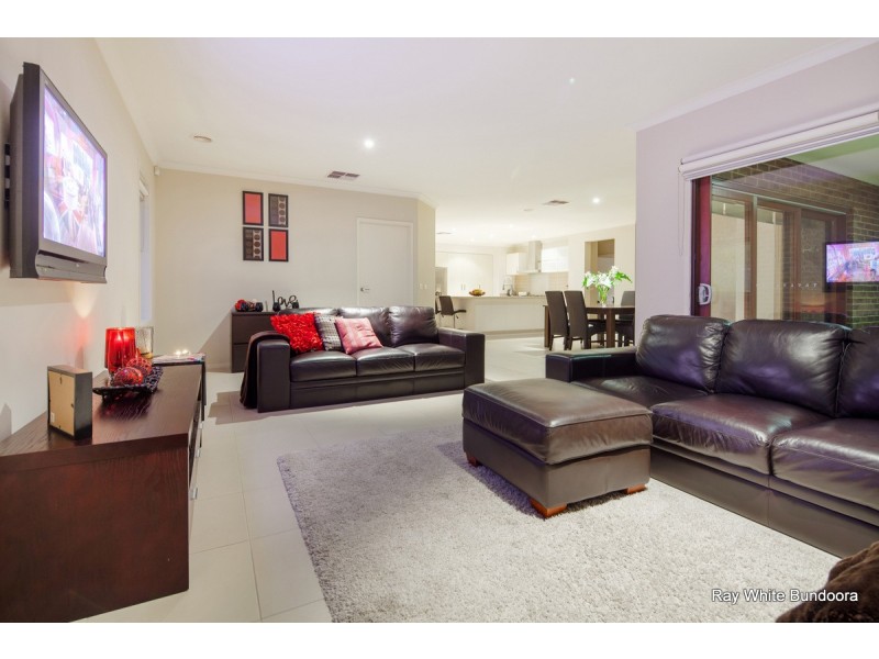 24 Vidler Avenue, Doreen VIC 3754