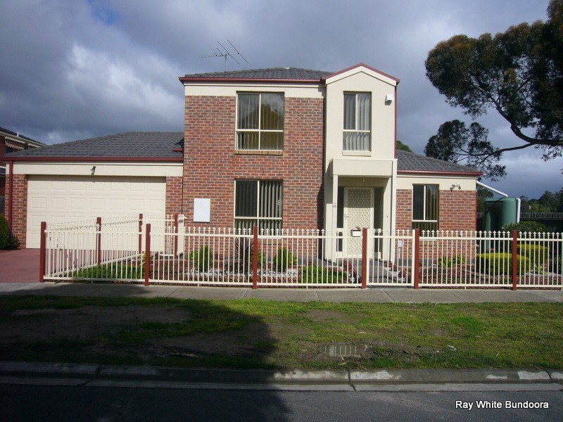 1/23 Parkland Grove, Kingsbury VIC 3083