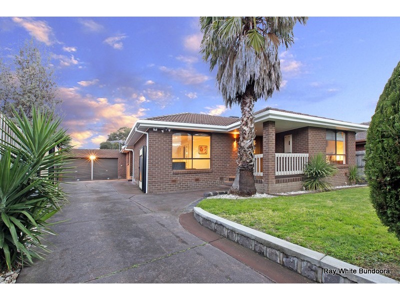 23 Streeton Circuit, Mill Park VIC 3082