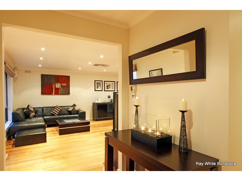 23 Streeton Circuit, Mill Park VIC 3082