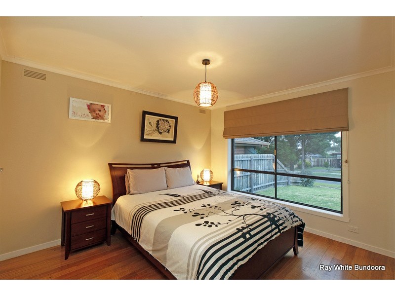 23 Streeton Circuit, Mill Park VIC 3082