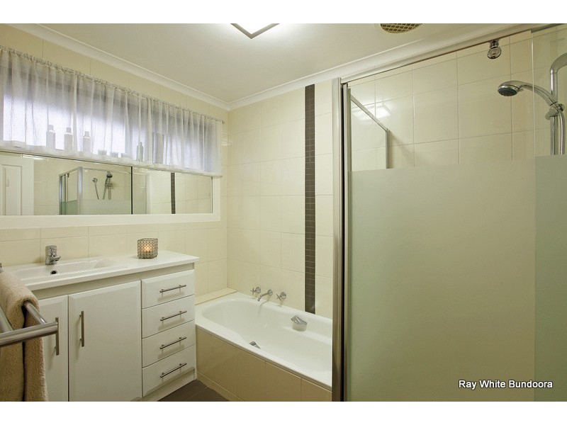 23 Streeton Circuit, Mill Park VIC 3082