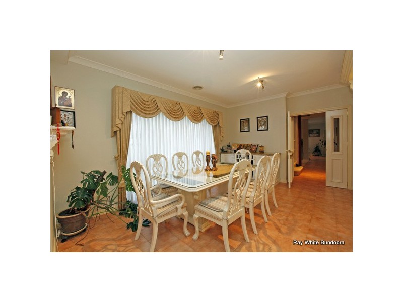 7 Gleditsia Way, Bundoora VIC 3083