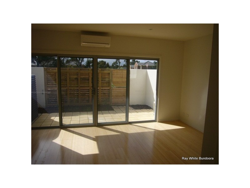 10 Silverash Drive, Bundoora VIC 3083