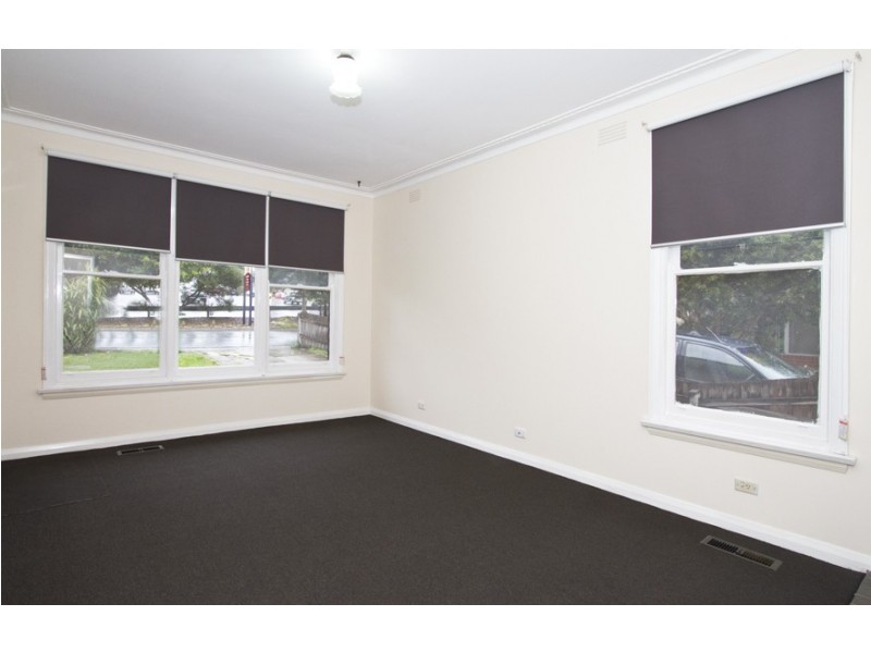 15 Orana Drive, Watsonia VIC 3087