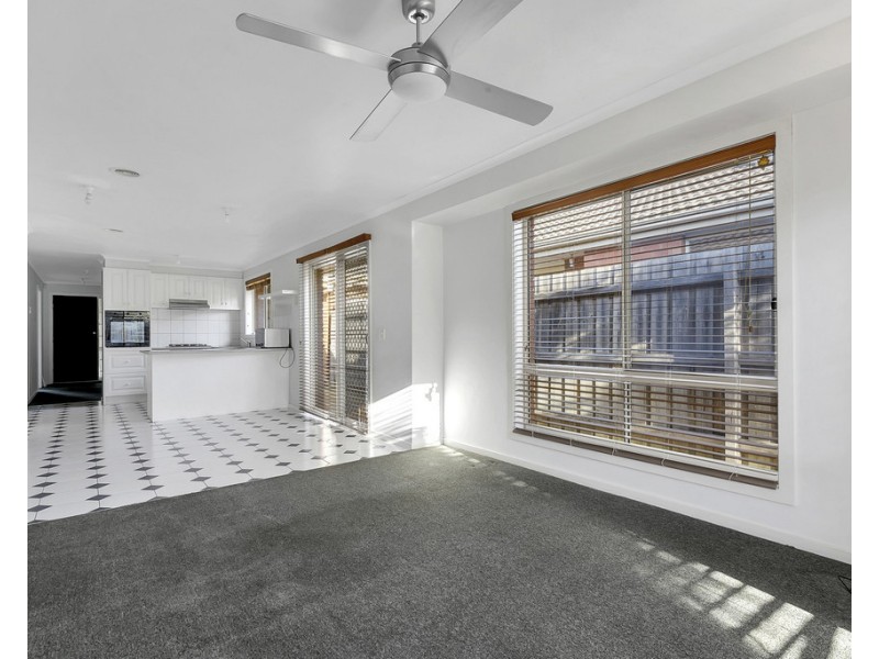 21 Parkhaven Avenue, Kingsbury VIC 3083