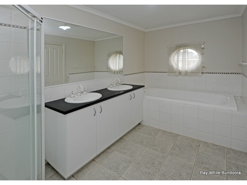 12 Star Grove Bundoora, Bundoora VIC 3083