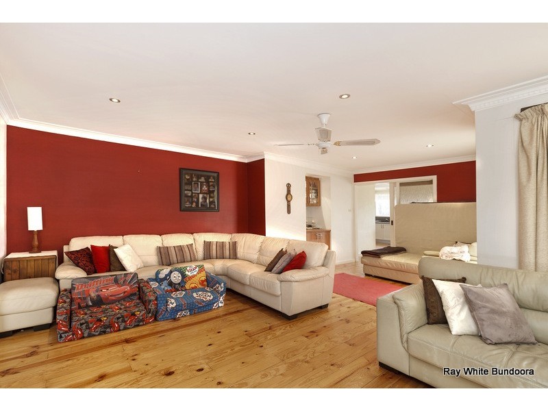 132 Mill Park Drive, Mill Park VIC 3082