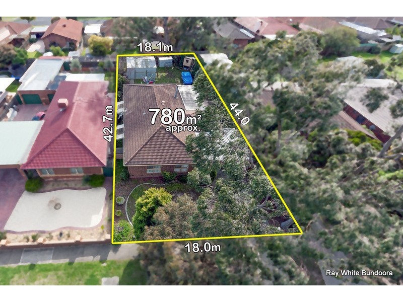 132 Mill Park Drive, Mill Park VIC 3082
