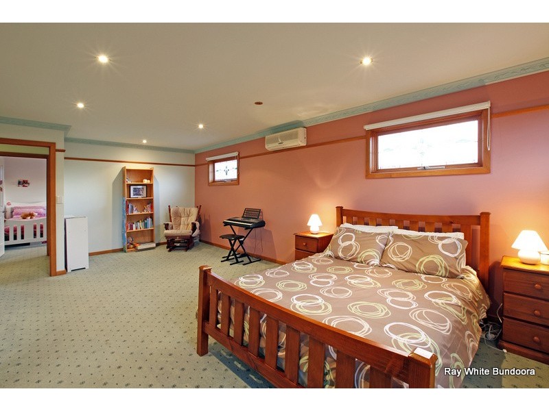 11 Cheadle Crescent, Bundoora VIC 3083