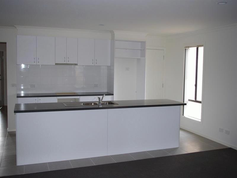 27 Midland Road, Doreen VIC 3754