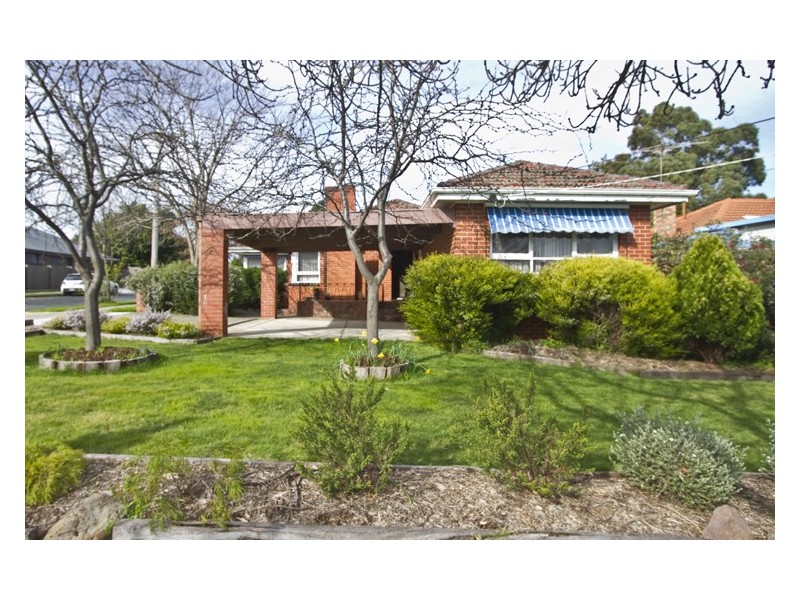 42 Ladd Street, Watsonia VIC 3087