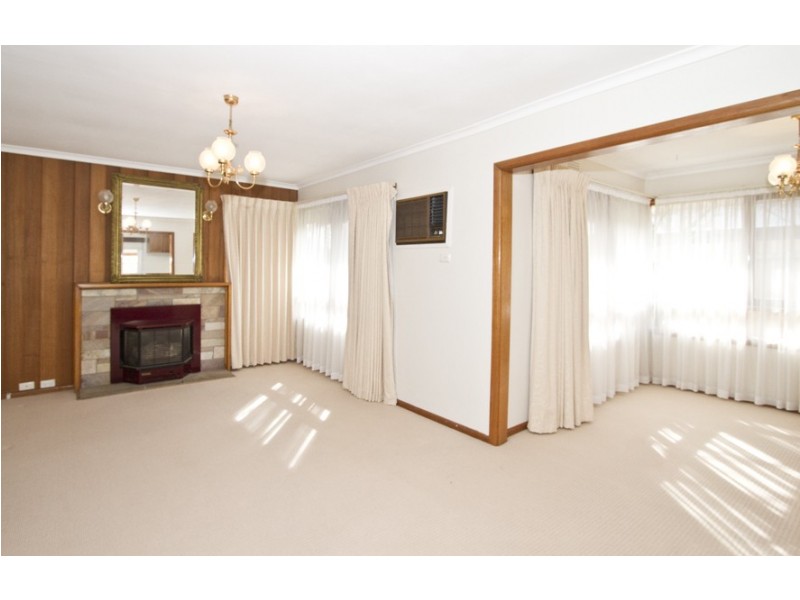 42 Ladd Street, Watsonia VIC 3087