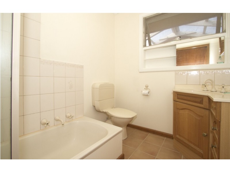 42 Ladd Street, Watsonia VIC 3087