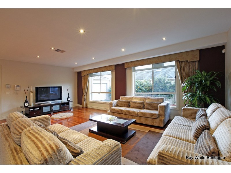 8 Kearney Court, Bundoora VIC 3083