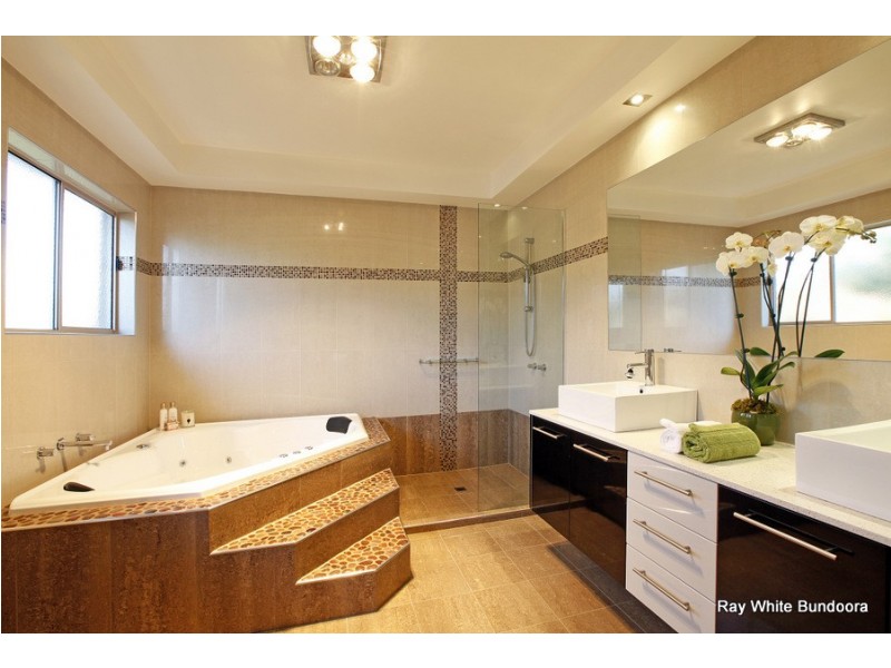 8 Kearney Court, Bundoora VIC 3083