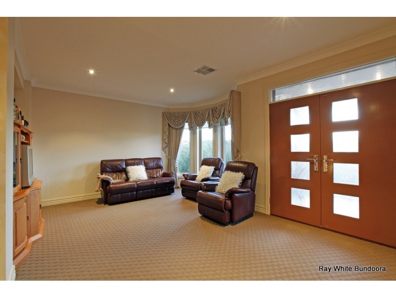 8 Kearney Court, Bundoora VIC 3083